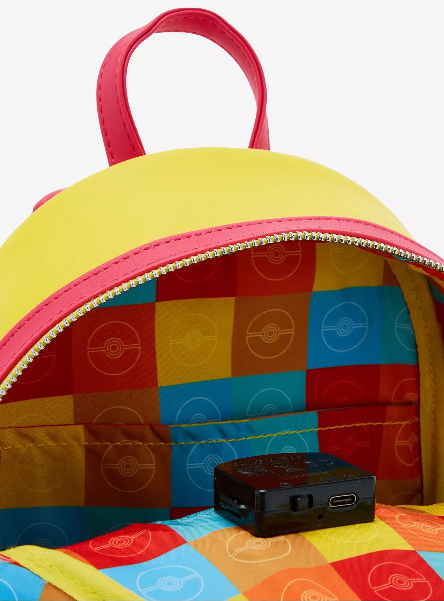 Mini Mochila Loungefly Pokémon Pikachu con Luces