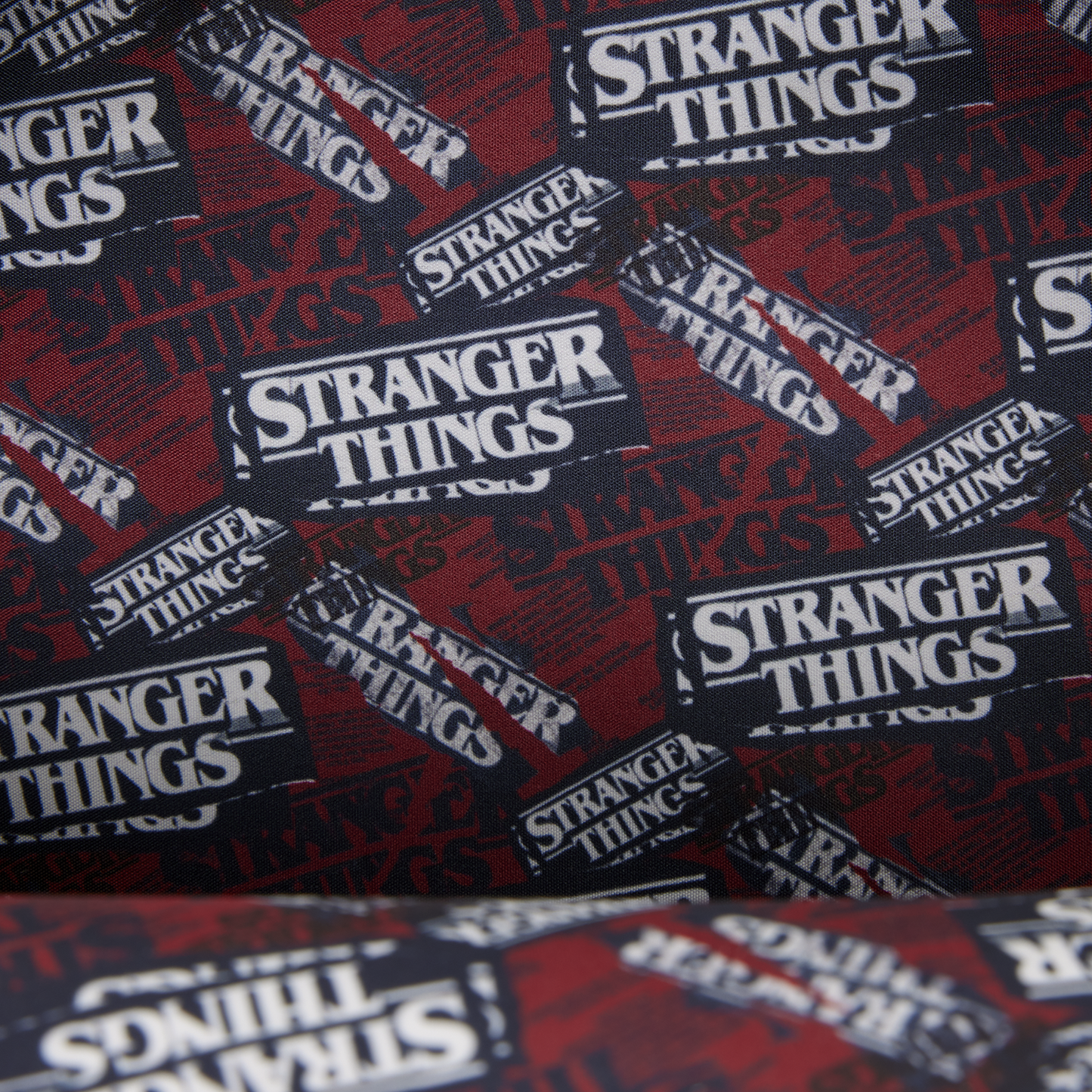 Mini Mochila Loungefly de Stranger Things 5