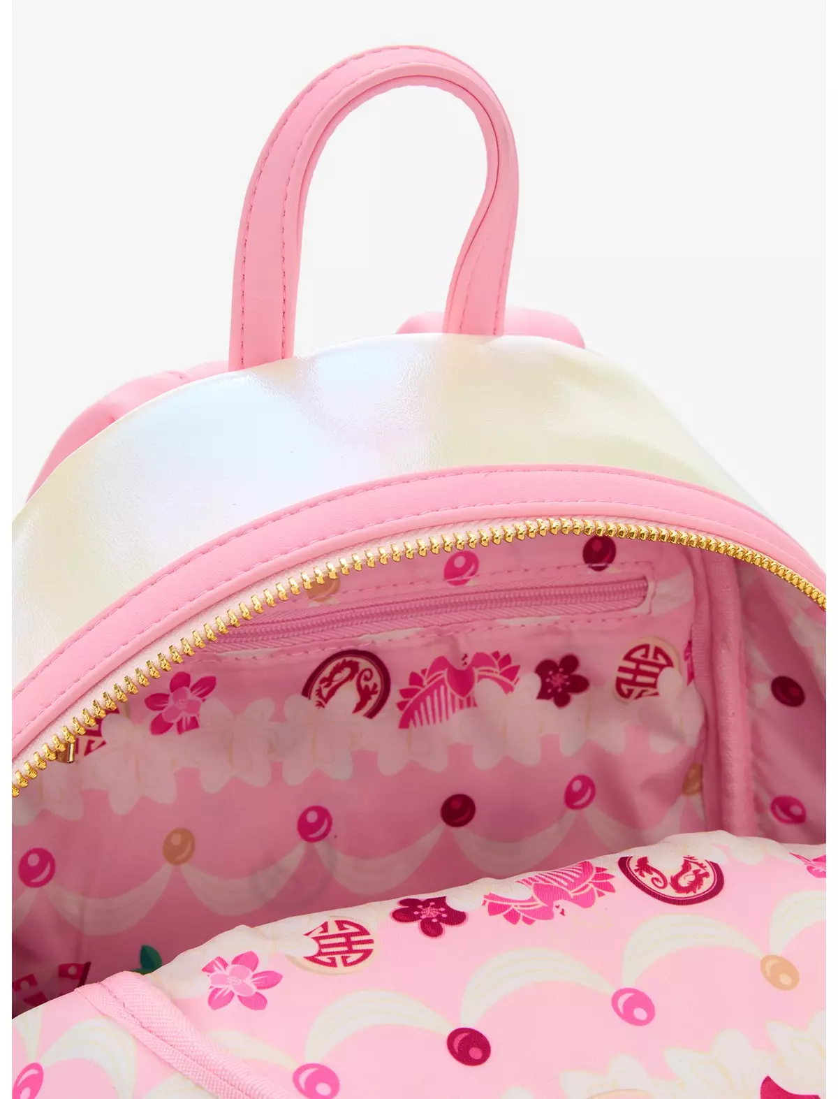 Mini Mochila Loungefly Disney Mulán Cake